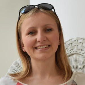 Kasia Davies - Counselling Psychologist